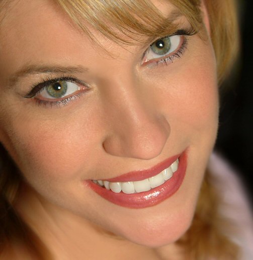 DrHaywoodCheryl7x6.7572dpiDEFANGEDcloseup